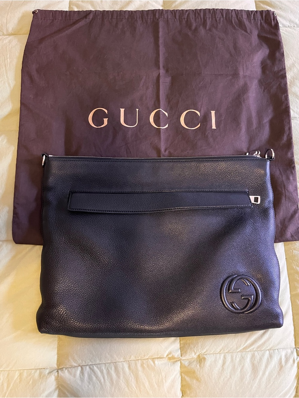 Gucci Black Pebbled Leather computer bag or crossbody with Embossed GG